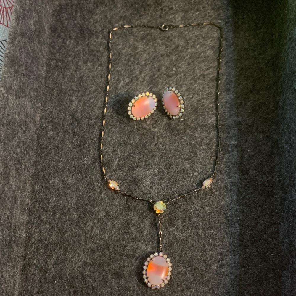 Necklace set